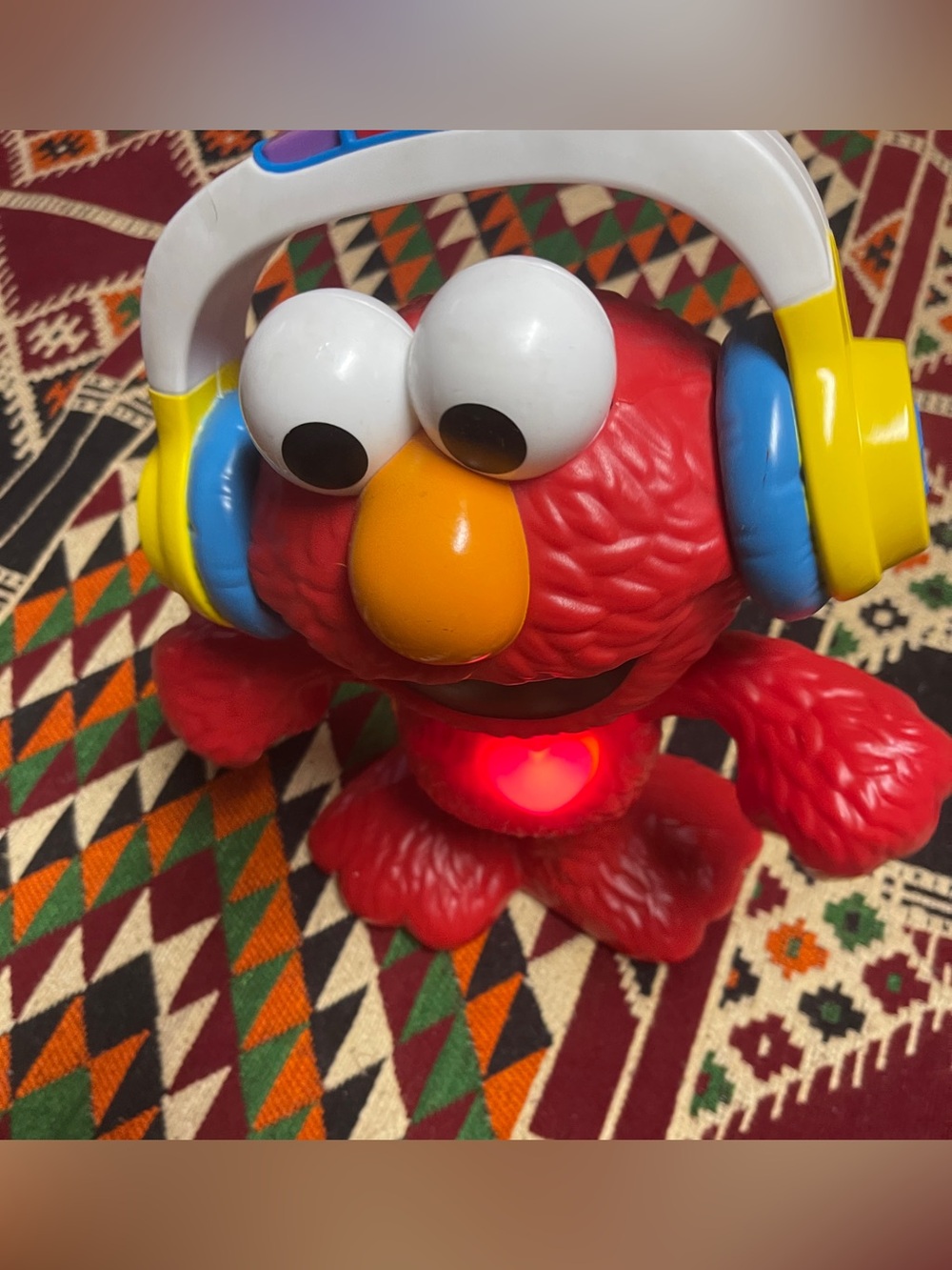 Sesame Street "Let's Dance" Musical ELMO With Headphones Sings, Talks and Dances